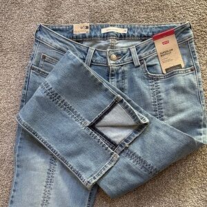 Levi’s bootcut jeans